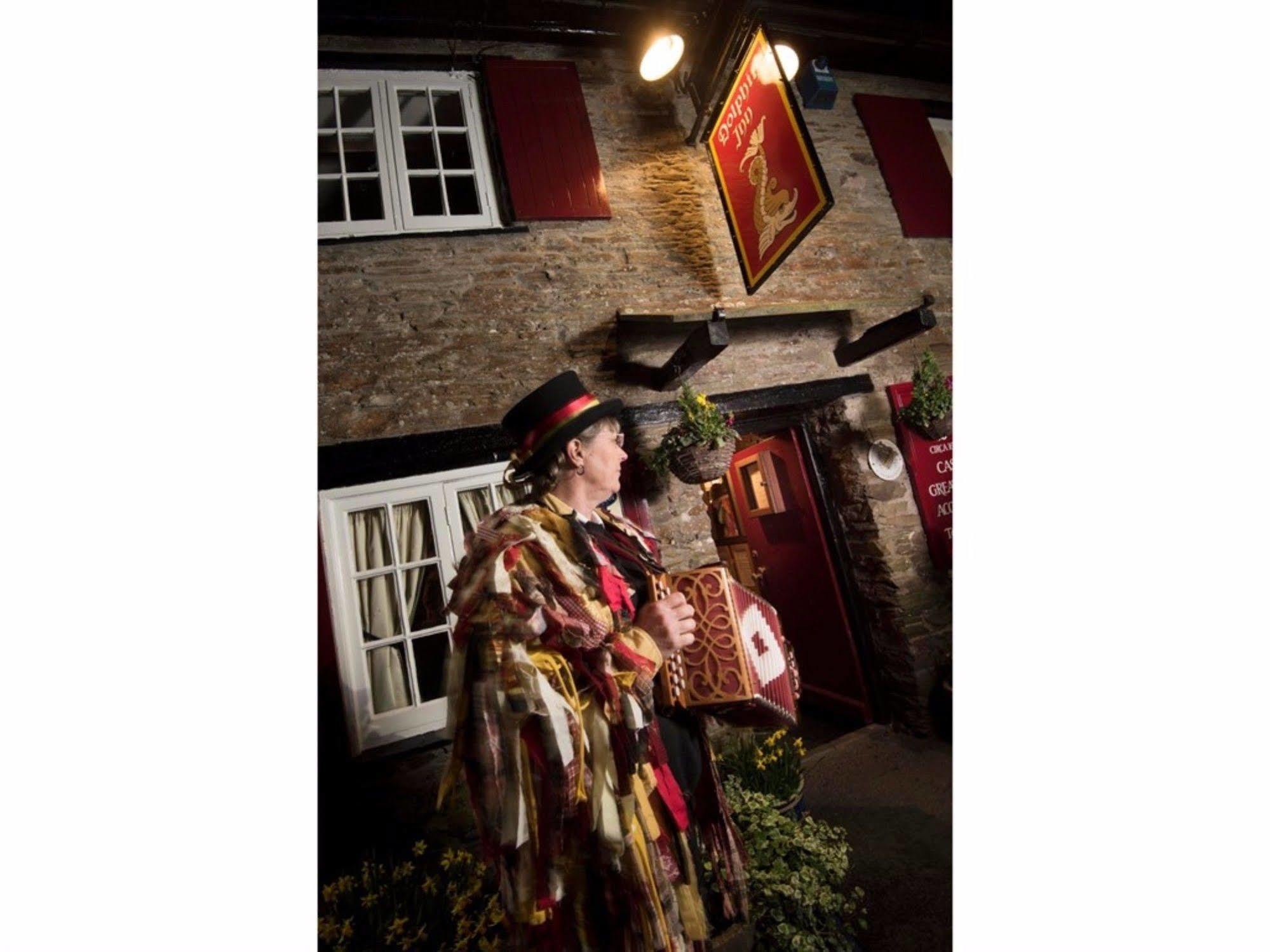 The Dolphin Inn キングスブリッジ エクステリア 写真
